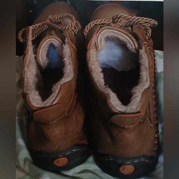 Men's Cozy Brown Lace-Up Boots - Picture 3 of 4